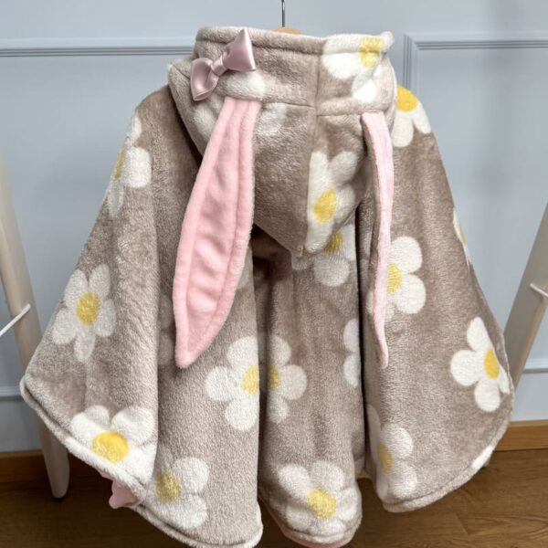 Lilleline beež autosõidu poncho jänesekõrvade ja lipsuga, lapsele vanusega 1-3 aastat